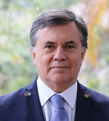 Manuel Otero, Director General